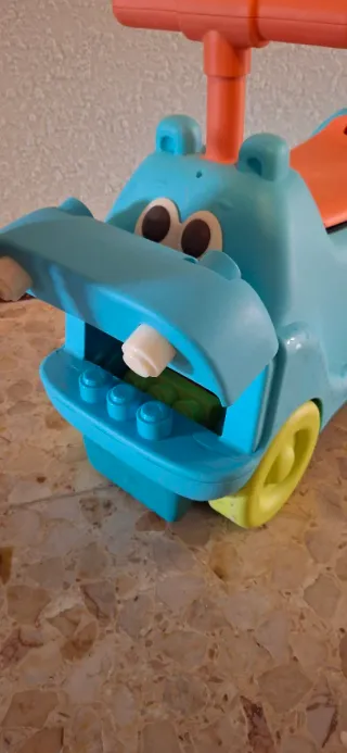 Correpasillos Hippo con Luces