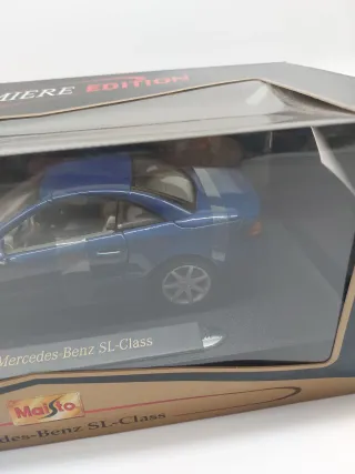Maisto Mercedes Benz SL Class 1/18