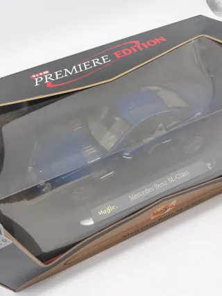 Maisto Mercedes Benz SL Class 1/18