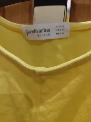 Camiseta Stradivarius