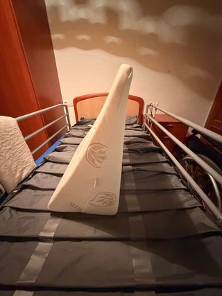 Cama Hospitalaria Eléctrica Articulada