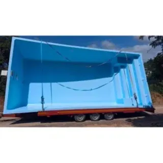 Piscina Poliéster Diseño Moderno