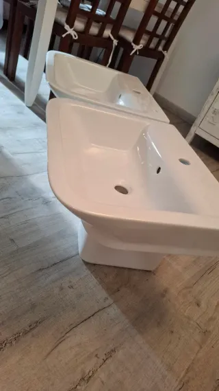 Lavabo de manos de porcelana blanco