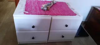 Comodini bianchi (2 unità)