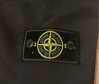 Black Crewneck Sweatshirt with Compass Graphic –