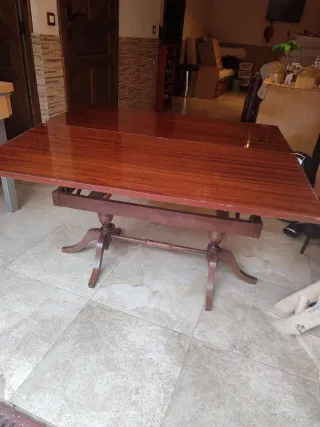 Mesa centro madera diseño castellano