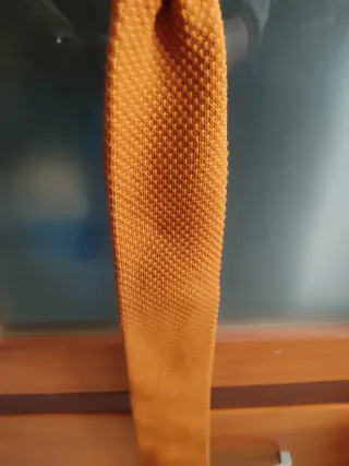 Atrezo Corbatas Años 70-80