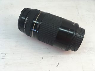 Teleobjetivo Canon EF 75-300mm f/4-5.6 USM