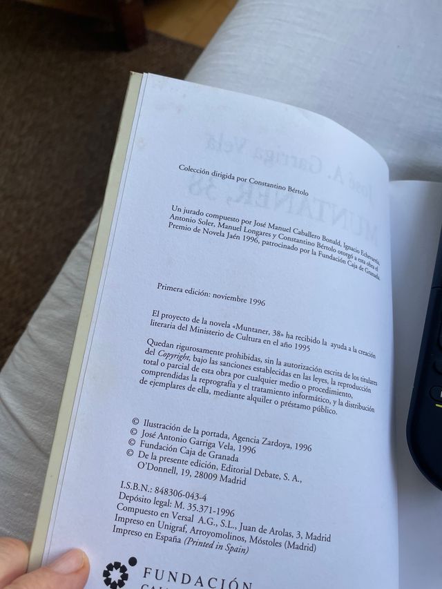 2 libros autores catalanes