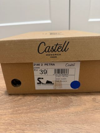 Sandalias Castell Piel Blanca y Marrón