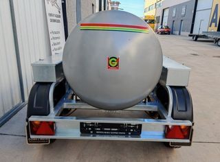 NUEVO: Remolque para gasoil 600 L.