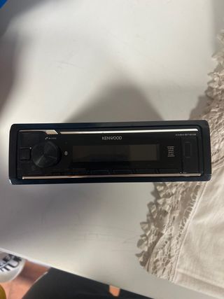 Radio Coche Kenwood KMM-BT209 Y altavoces