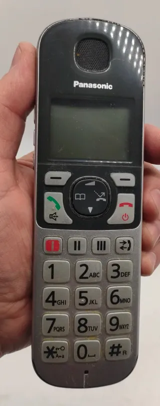 Telefono Cordless portatile con base x ricarica