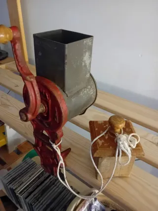 Molinillo Elma 1430B antiguo