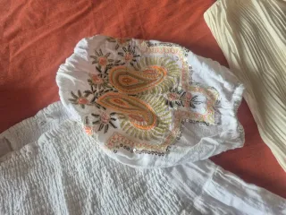 2 Camisetas Sfera Talla M y L.