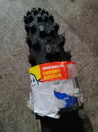 Neumático Michelin Enduro Medium Moto