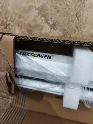 Proyector Yoton + Pantalla