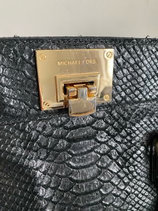 Bolso Michael Kors Negro y Dorado