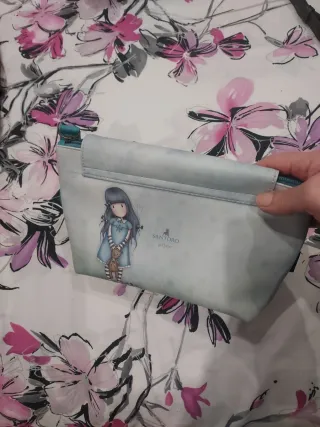 Neceser Santoro Gorjuss