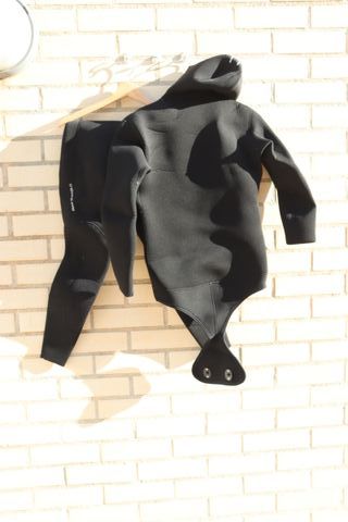 A ESTRENAR Traje Neopreno Seac Black Shark 5mm T.L