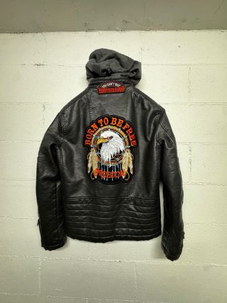 Giacca in pelle con cappuccio