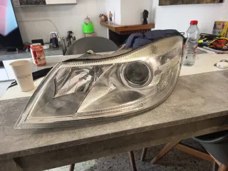 Faro delantero Skoda Octavia