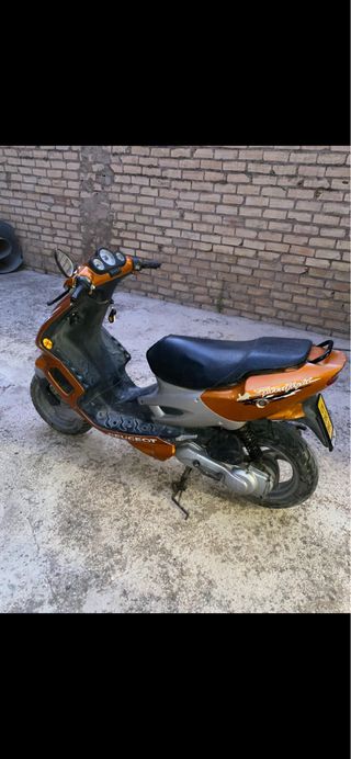 Moto peugeot speedfight