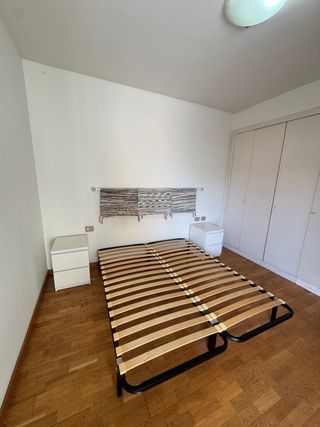 Somier Matrimonio + Mesitas + Cabecero