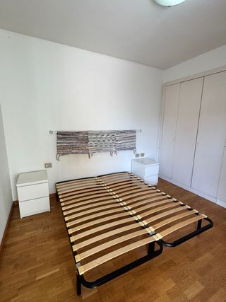 Somier Matrimonio + Mesitas + Cabecero