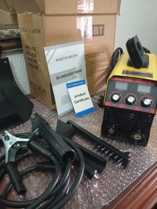 MÁQUINA PARA SOLDAR INVERTER (Sistema hot start)