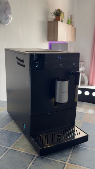 Cafetera Cecotec Cremma Compact Steam