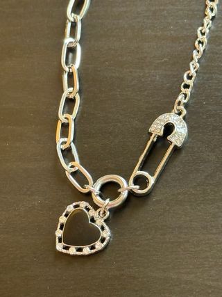 Collana con cuore e moschettone