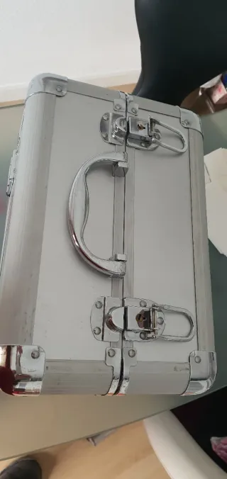 Maletín profesional maquillaje/uñas plata