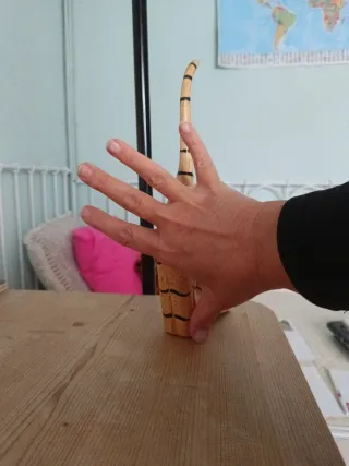 Gato portaanillos de madera