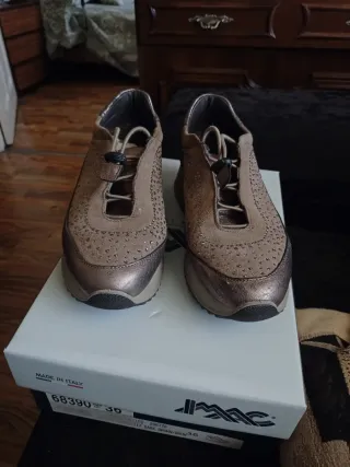 Zapatillas IMAC Beige y Dorado Talla 36