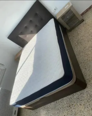 Canapé abatible con colchónes viscoelástica