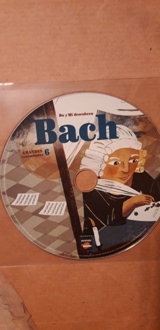 Colección de libros con CDs