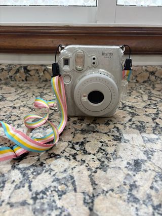 Cámara Instax Mini 9 Fujifilm Blanca