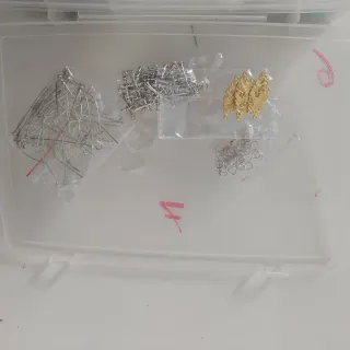 Lote bisutería. Liquidación tienda.