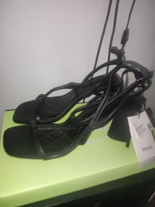 Lote 3 pares de zapatos de tacón