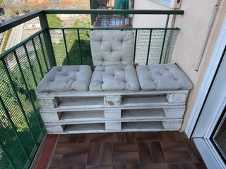 Sofá Palets Blanco y Beige