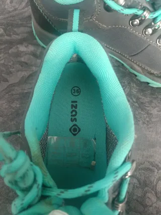 Botas de montaña niño