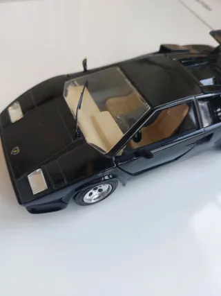 Lamborghini Countach Durago 1/24 Negro