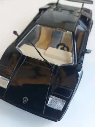 Lamborghini Countach Durago 1/24 Negro