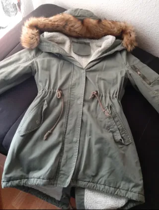 Parka verde militar con capucha unisex