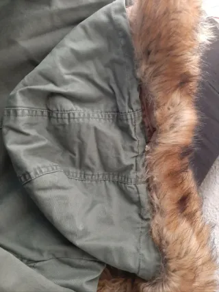 Parka verde militar con capucha unisex