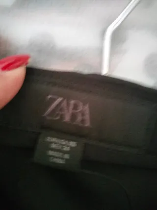 Falda nueva colección zara satinada y encaje abajo