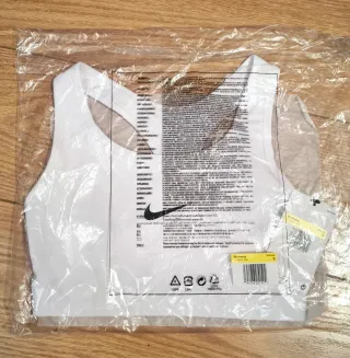 Sujetador deportivo Nike sin relleno Talla S Nuevo