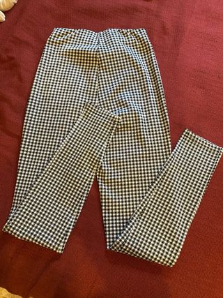 Pantalones (legging) de cuadros negros y blancos