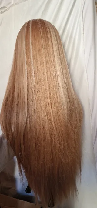 Peluca larga lisa rubia con reflejos